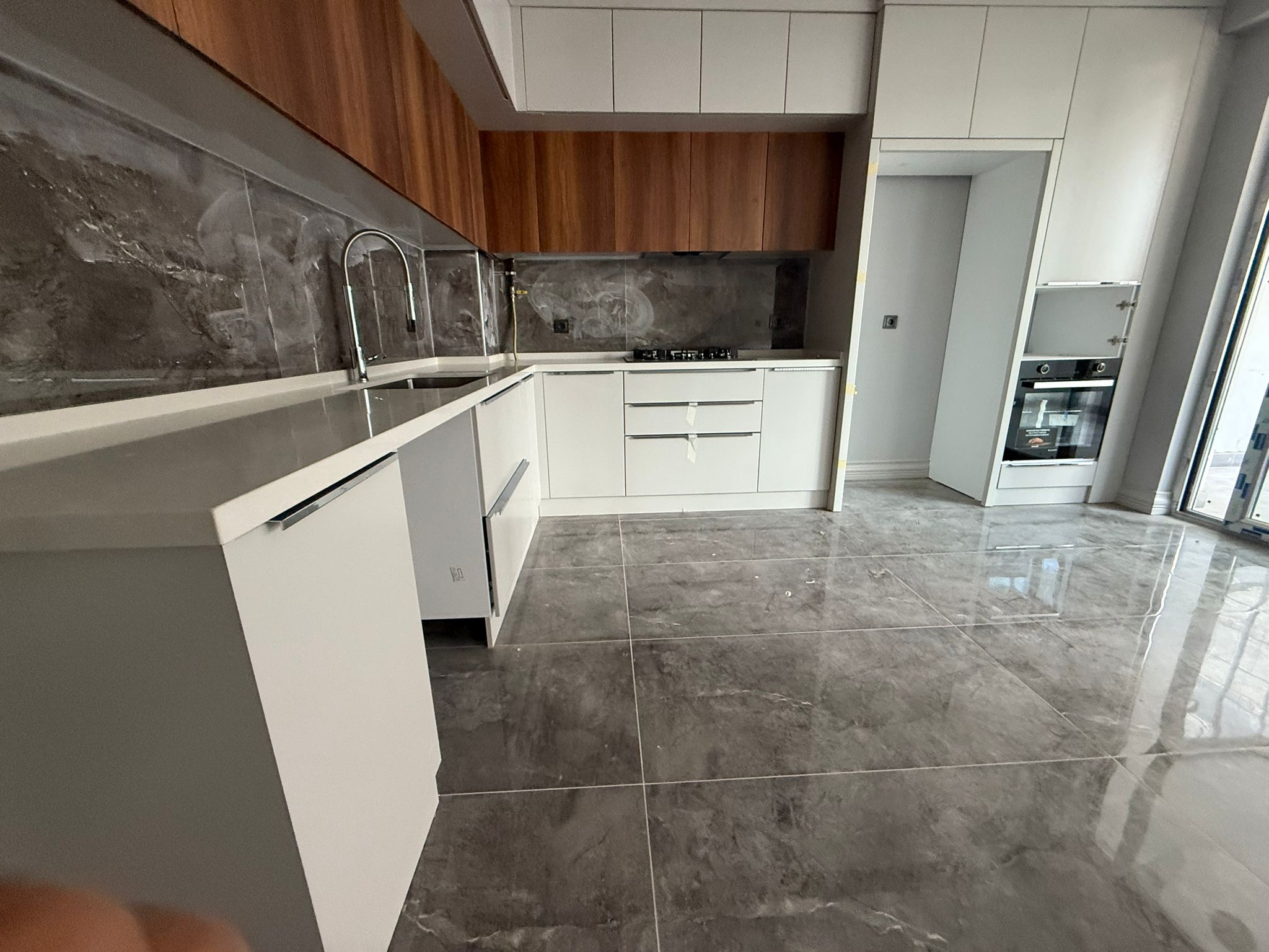 YILDIZKENT'TE YENİ BULVAR ÜZERİNDE SATILIK DAİRE